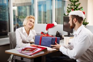 Read more about the article Spread Some Holiday Cheer: 40+ Christmas Gifts For Employees