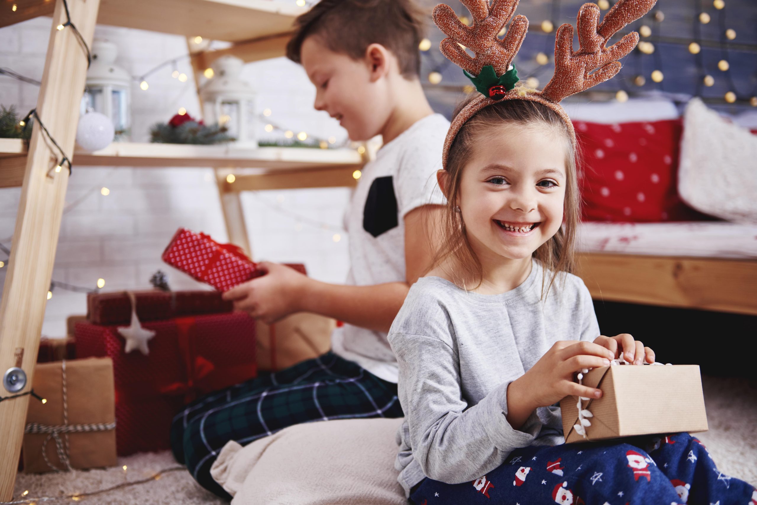 You are currently viewing From Toddlers to Teens: 70+ Christmas Gifts for Kids