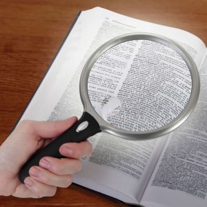 The Wide View Lighted Magnifier