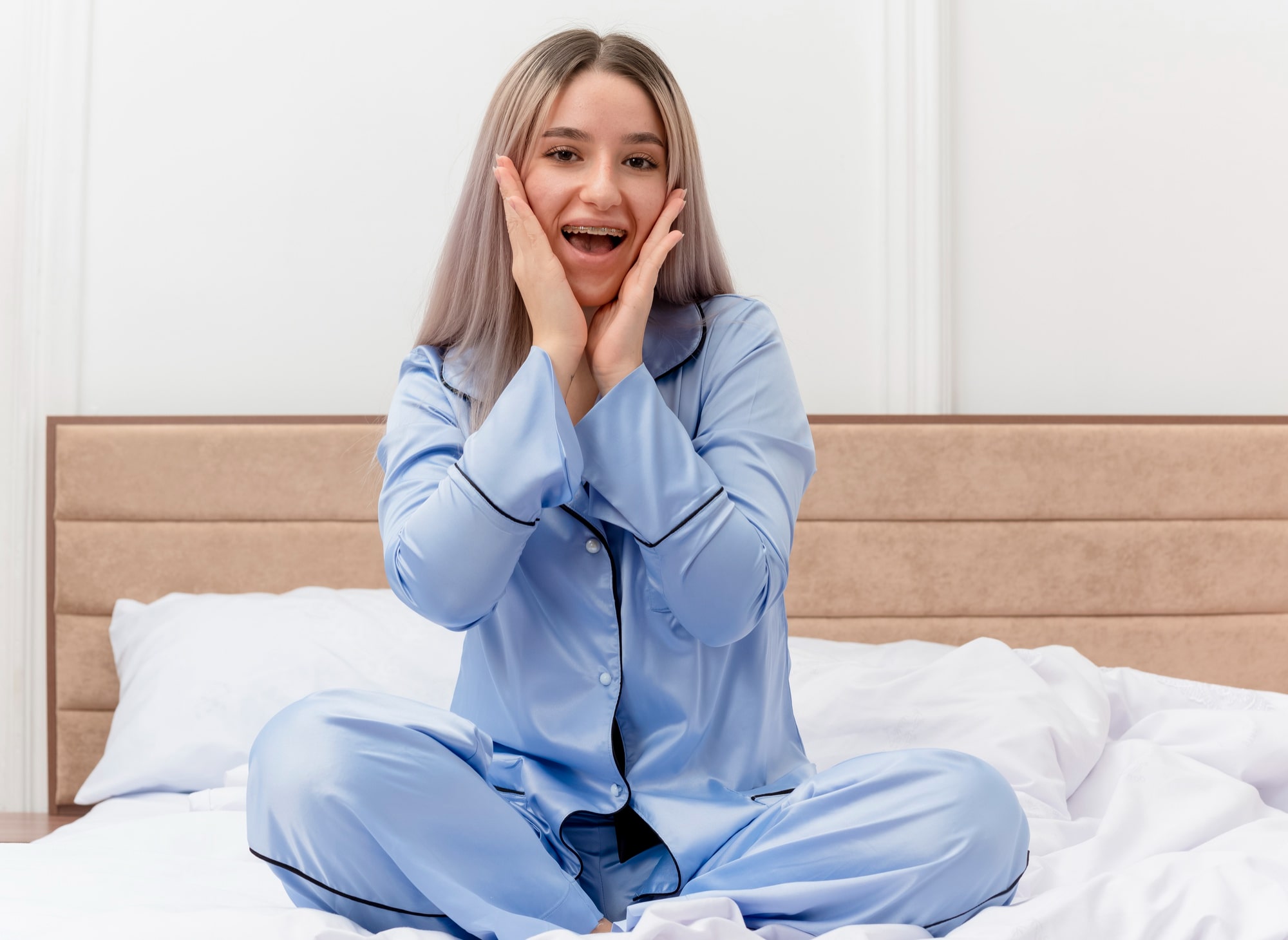 You are currently viewing Sleep Like a Queen: Most Comfortable Pajamas for Women
