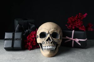 Read more about the article 55+ Gifts for Skull Lovers: From Gothic to Glamorous