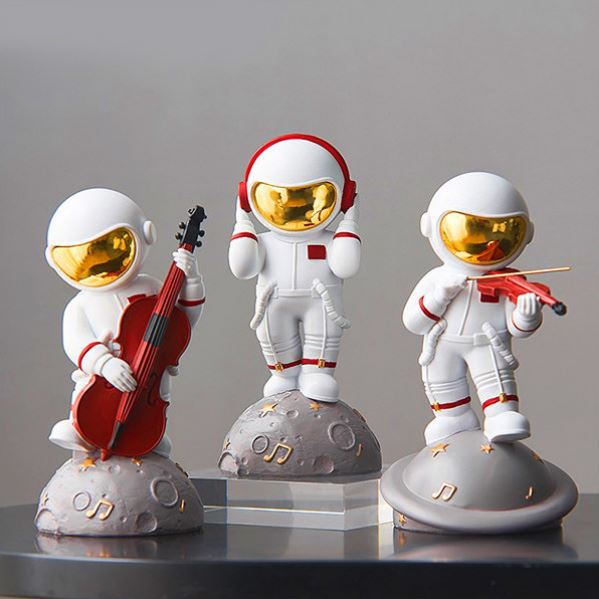 Musical Astronaut Decoration